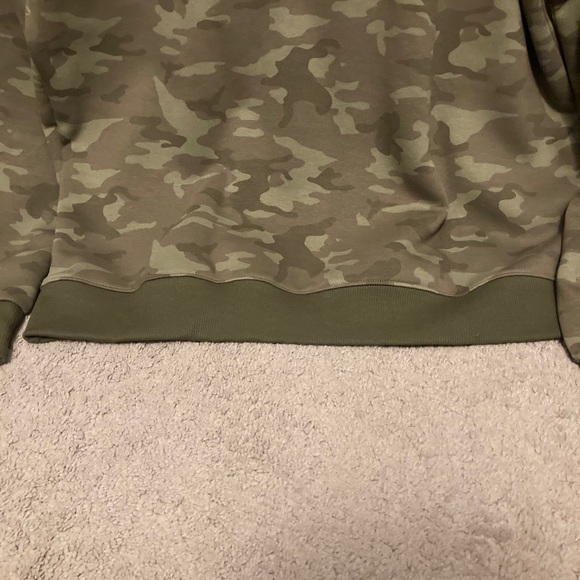 Reebok Mens XL Olive Green Camo Long Sleeve Pullover Crew Neck Sweatshirt NWOT - Picture 10 of 12